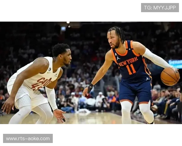 NBA杯决赛前瞻：马刺青年军对决尼克斯，文班亚马与布伦森领袖对决